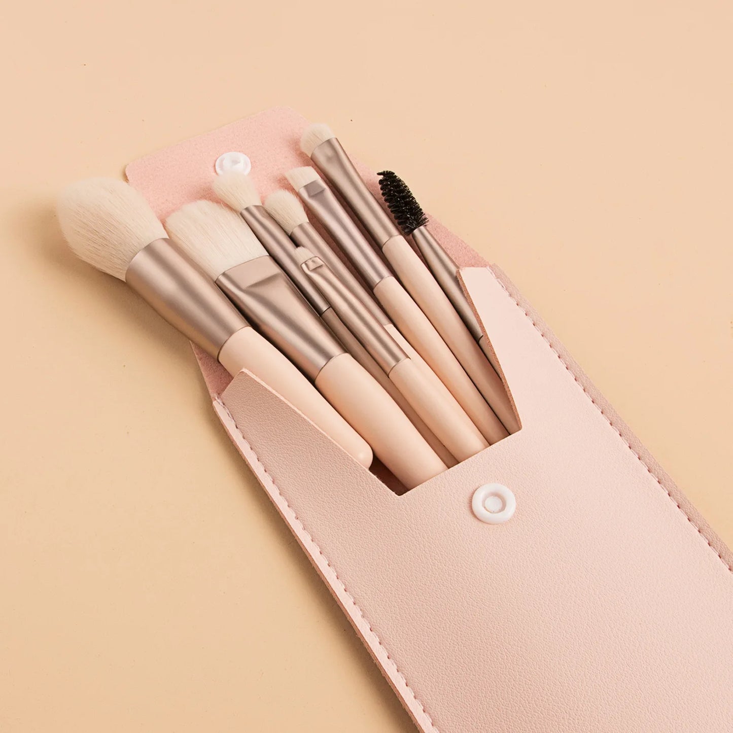 soft fur make-up tool