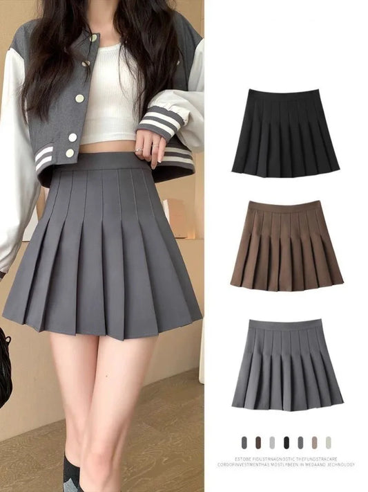 New pleated mini skirt for 2025